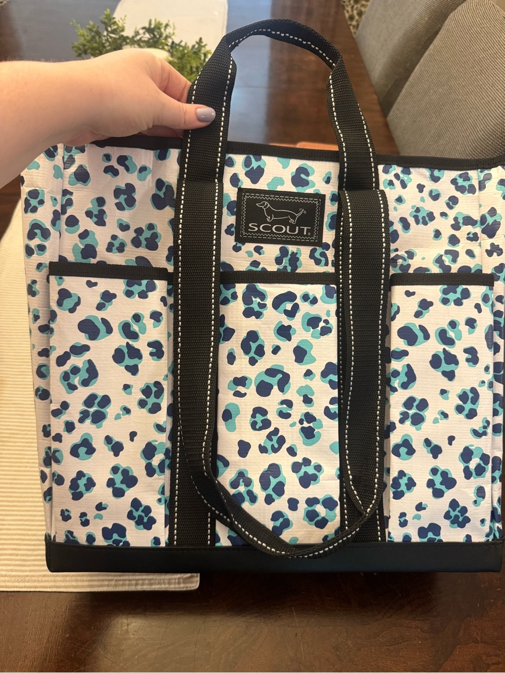 NWOT SCOUT White Tote with Blue Teal Leopard Print and Black Trim